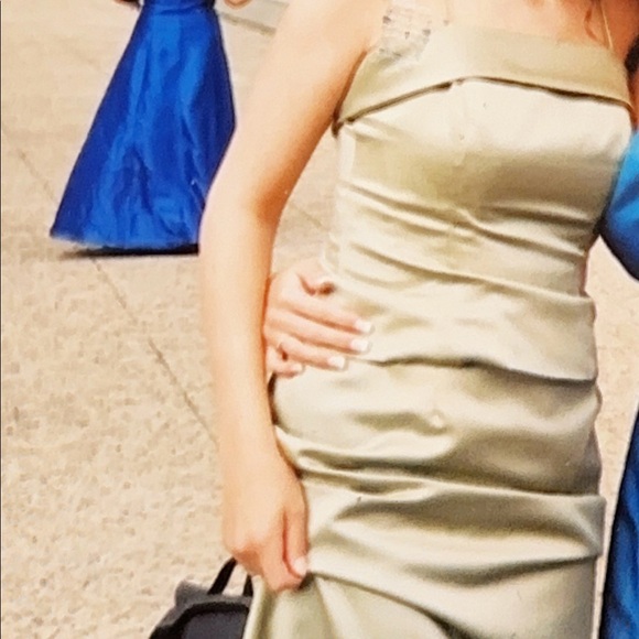 Bridesmaid/ Grad Dress - Picture 3 of 6